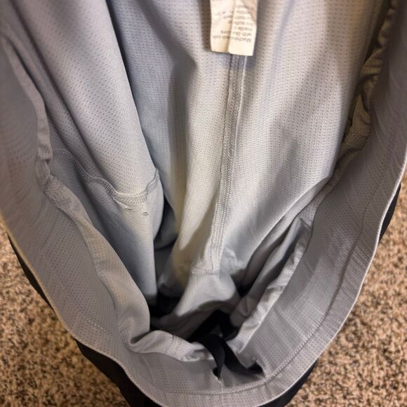 Fabletics Black Athletic Men's Shorts Large - Picture 5 of 6